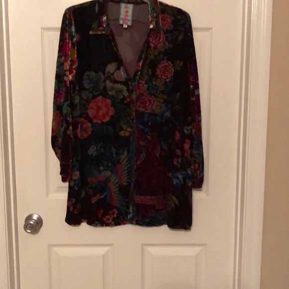 Johnny Was Colorful Embroidered Label - Picture 3 of 9